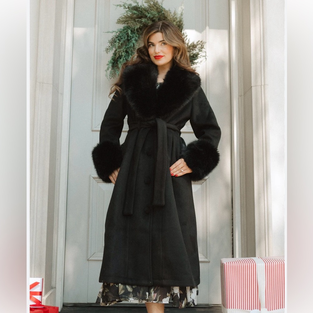 Ivy City Co. Pookie Coat. Removable fur collar